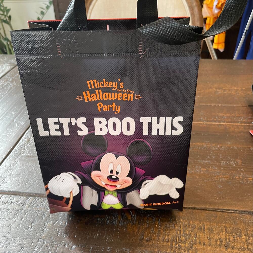 Disney Mickeys Not So Scary Halloween Party Trick Or Treat Bags Set - Picture 4 of 9